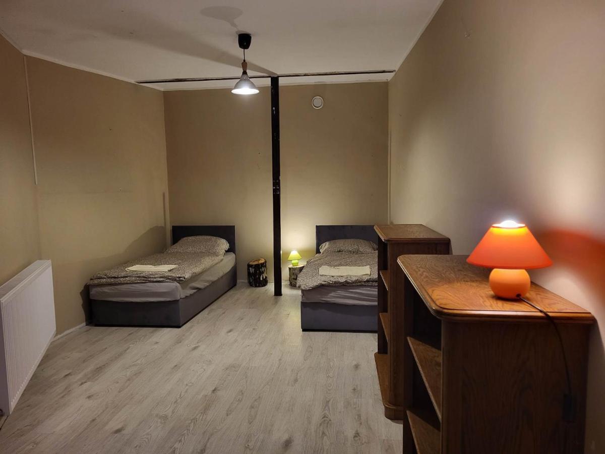 Pokoje Pracownicze Witkowska Gniezno Exterior foto